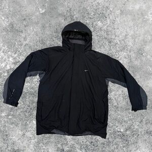 Y2K Nike Men's Black and Gray Winter Jacket
